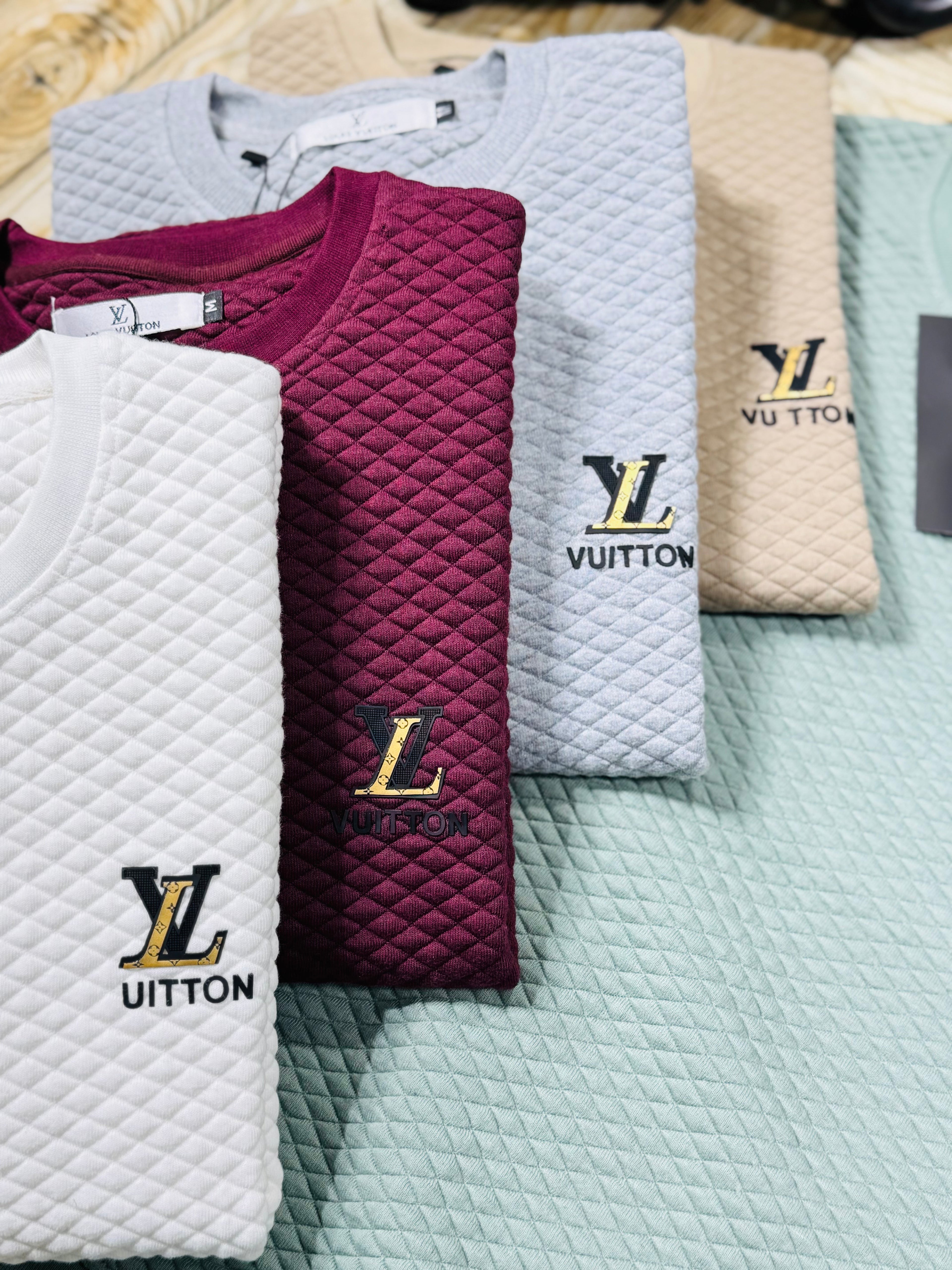 LV SweatShirt